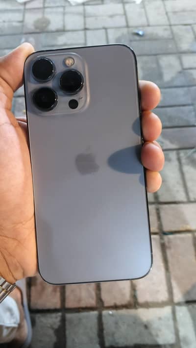 Apple iPhone 13 Pro