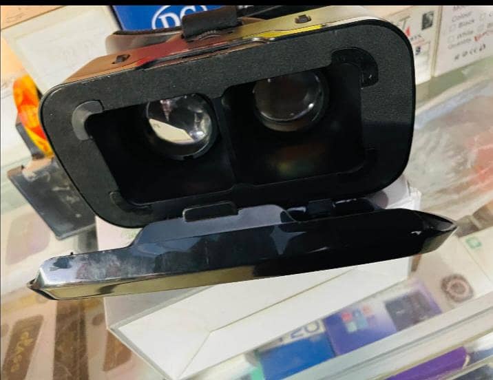 VR Head set only 1