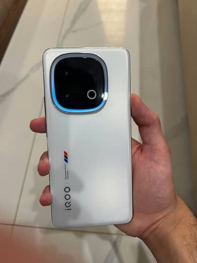 Vivo iQOO 13