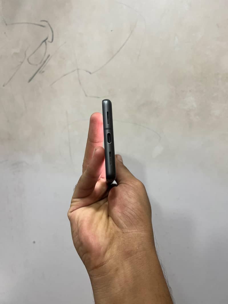 Google Pixel 7 5