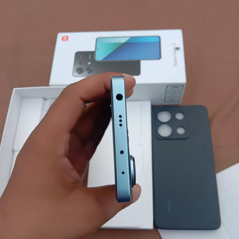 Redmi Note 13 4