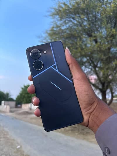 Tecno Pova 5 Pro 5G  "16/256"