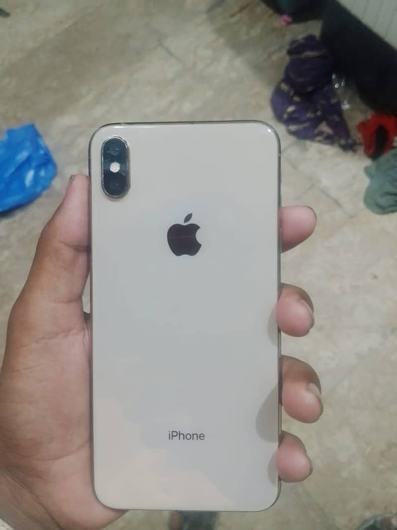 iPhone XS Max 0