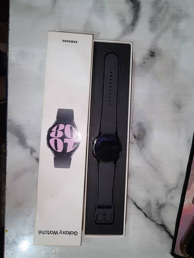 Samsung Galaxy Watch 6 40mm – Excellent Condition