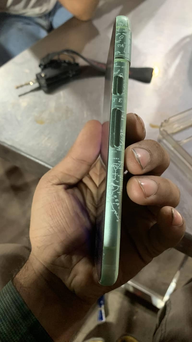 Google Pixel 8a 1