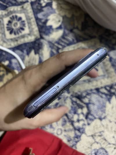 Vivo Y51s