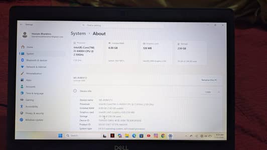 dell laptop used but like new 10/9.5 condition