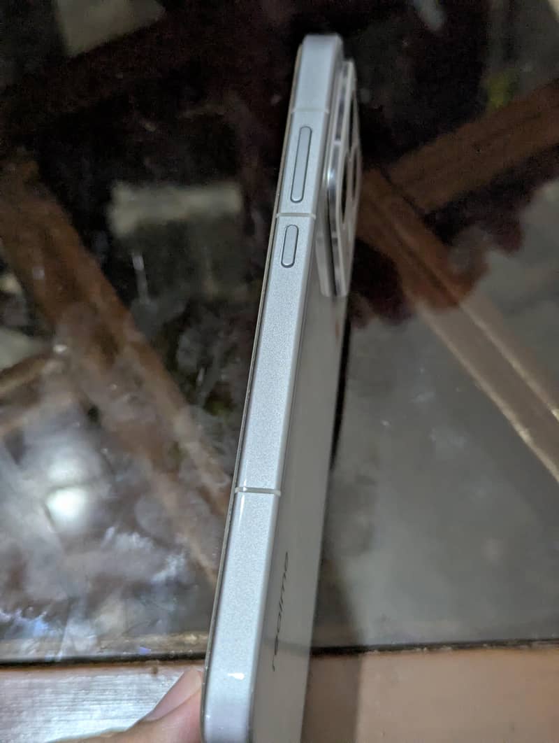 Realme Neo 8 5