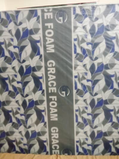 Diamond Grace Fome