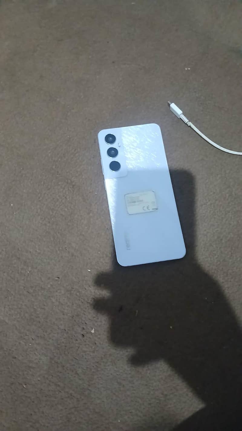 Realme C65 1