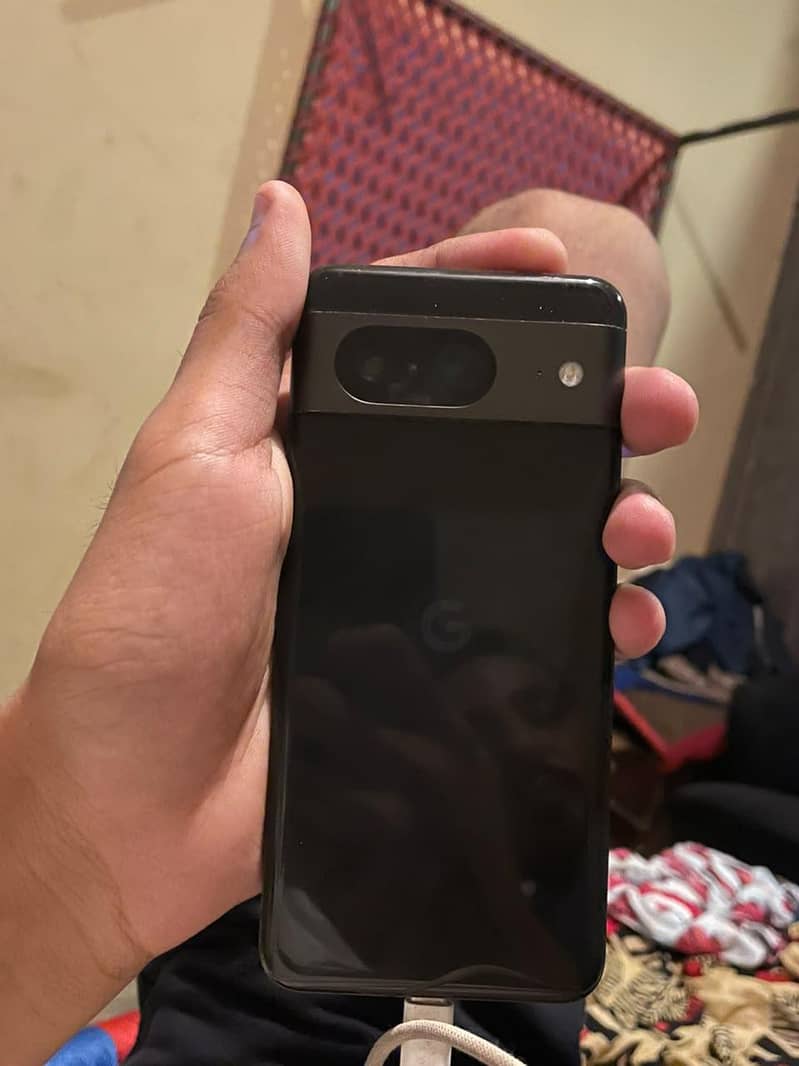 Google Pixel 8 2