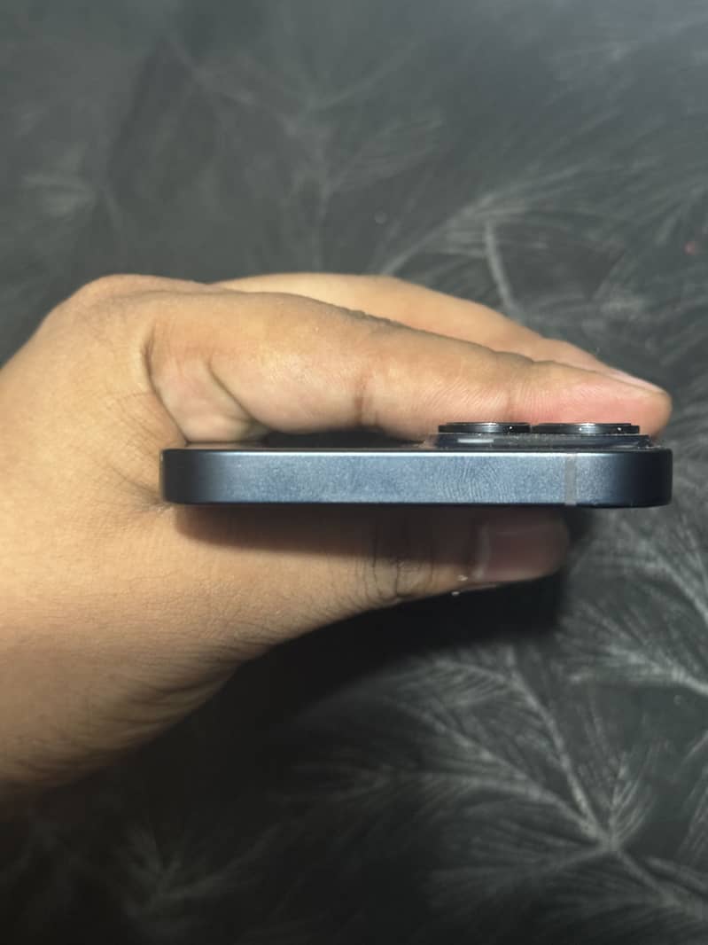 Apple iPhone 14 2