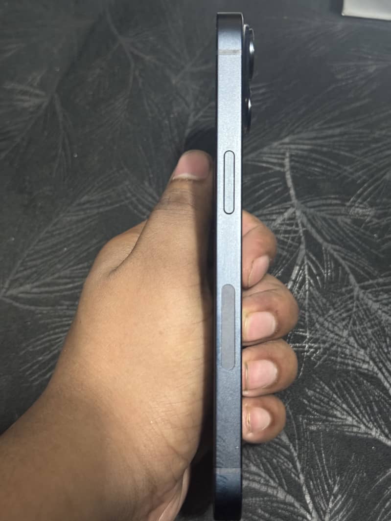 Apple iPhone 14 6