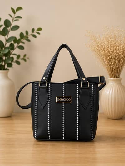 Ladies Black Handbag – Stylish & Elegant