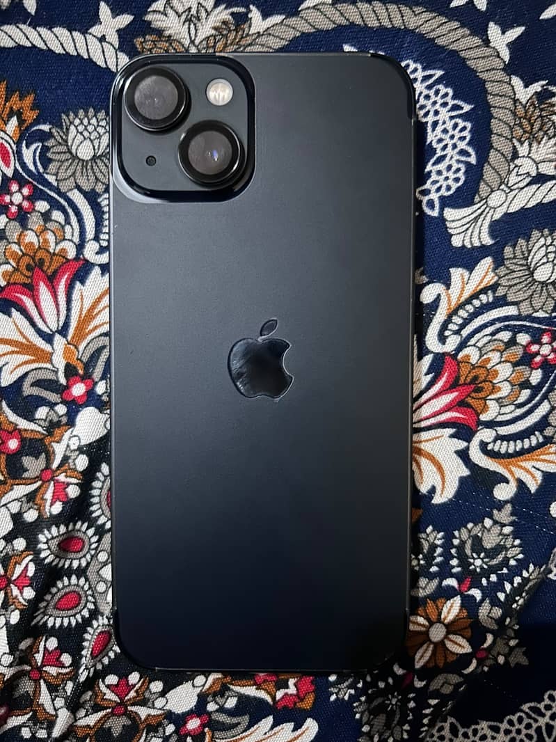 Apple iPhone 13 1