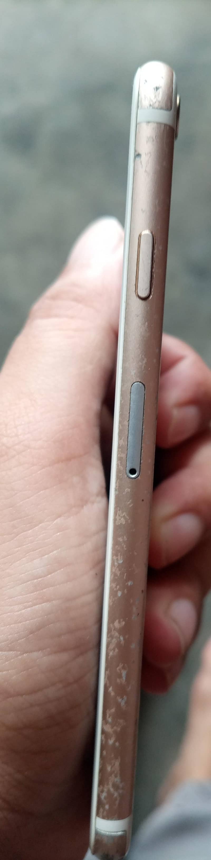 Apple iPhone 6S 3
