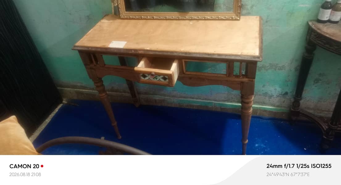 Antique consol table 4
