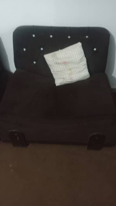 5 siter sofa set or dewan for sale in Burma town good condition