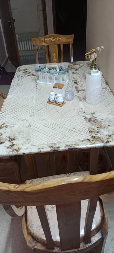 dinning table
