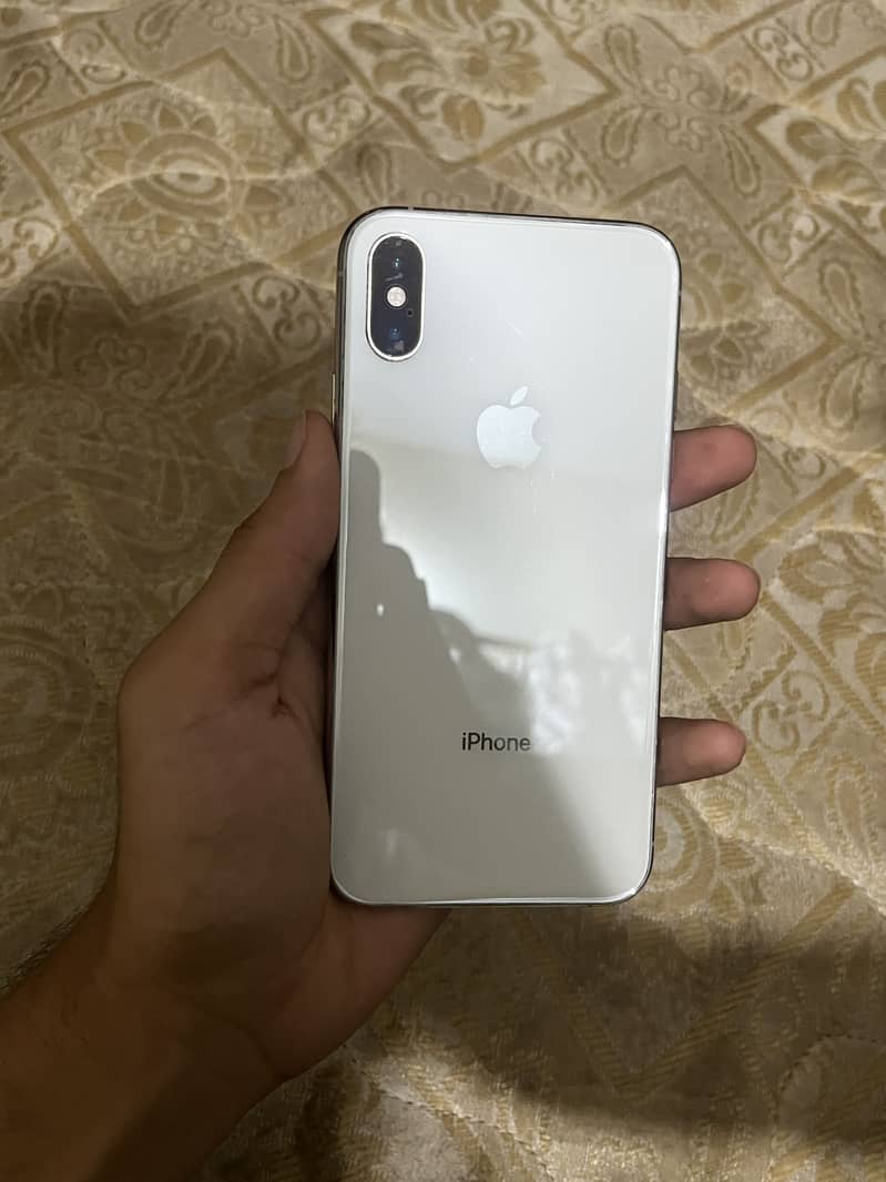 iPhone XS 0