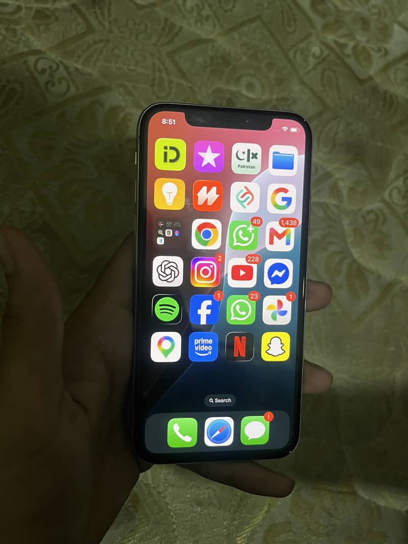 iPhone XS 5
