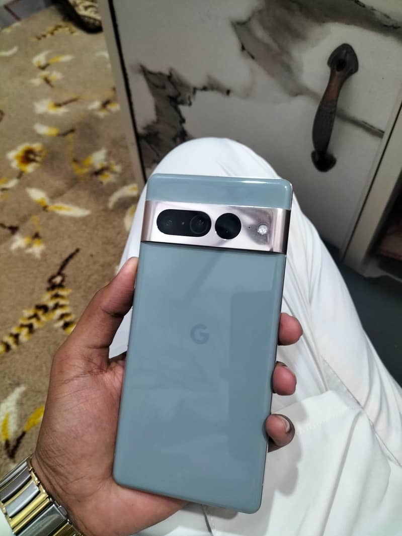 Google Pixel 7 Pro 0