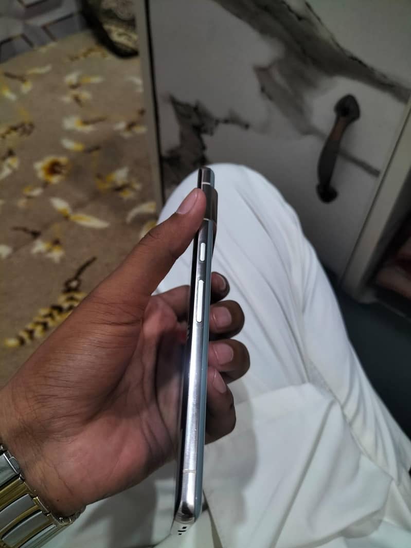 Google Pixel 7 Pro 4