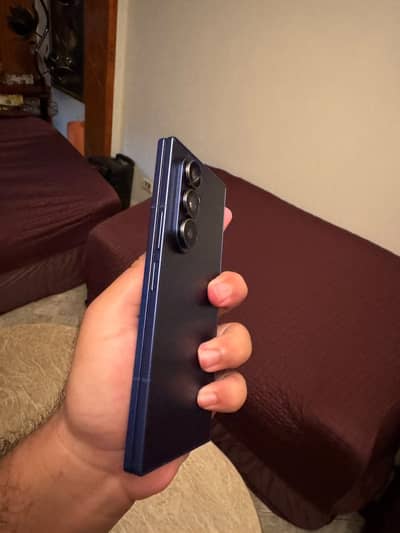 Galaxy fold 7 12/256