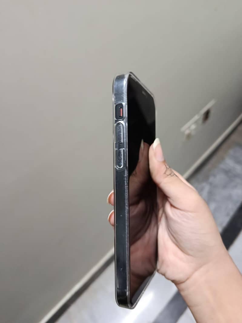 Apple iPhone 12 Pro 1