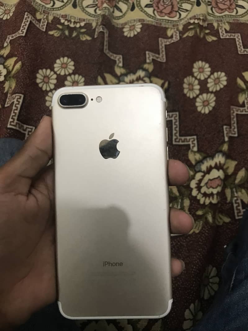 Apple iPhone 7 Plus condition 8/10 0