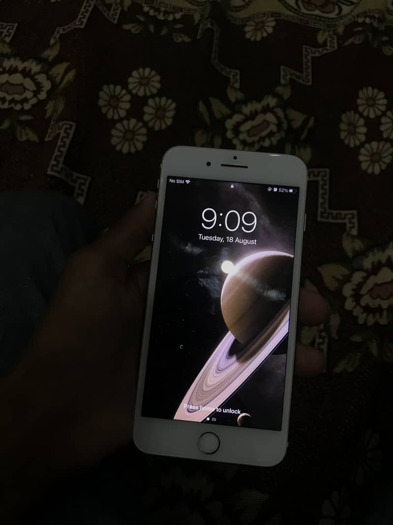 Apple iPhone 7 Plus condition 8/10 1