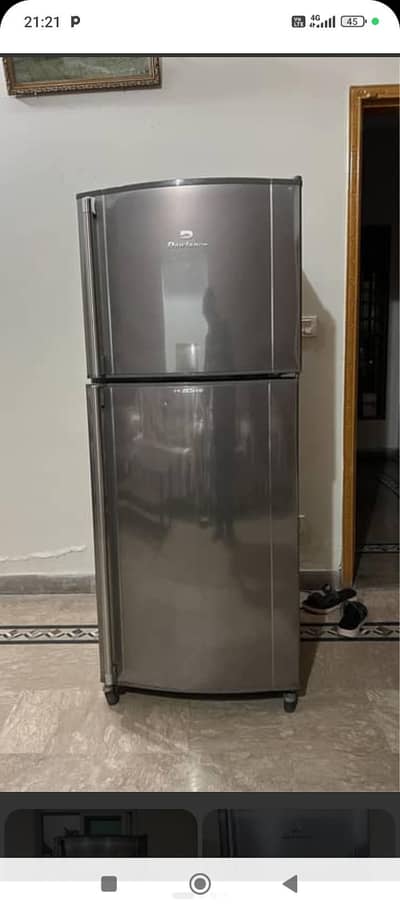 double-door top-freezer Dawlance