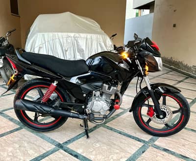 Honda CB125f