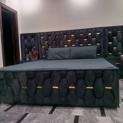 cushioning Bed with Side tables