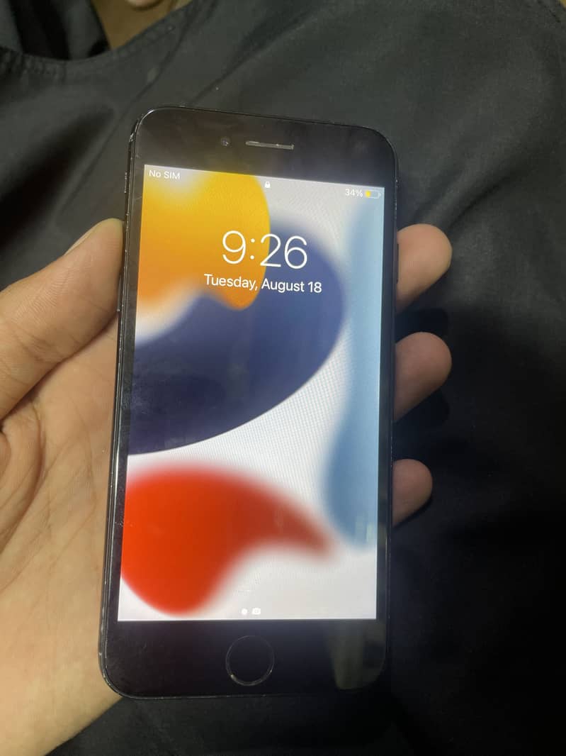 Apple iPhone 7 2