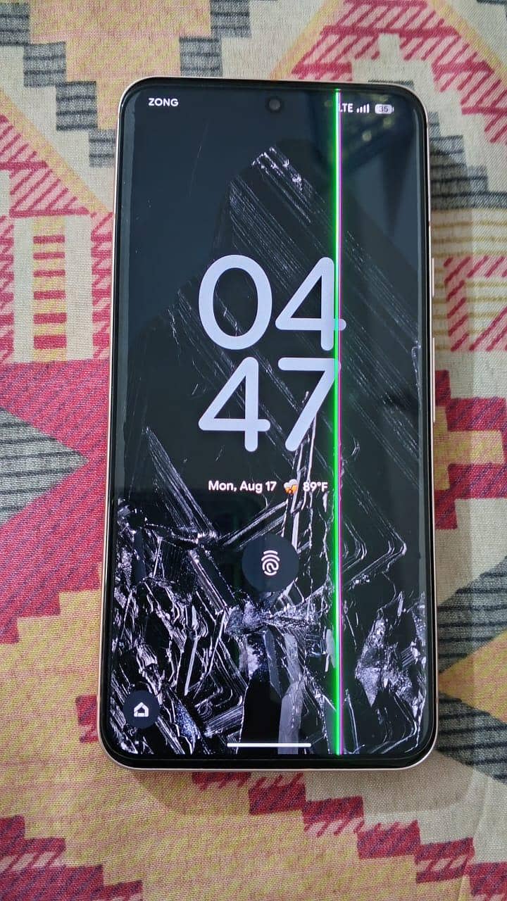 Google Pixel 8 5