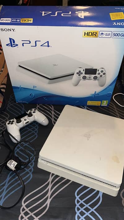 PS4 Slim (Glacier White)