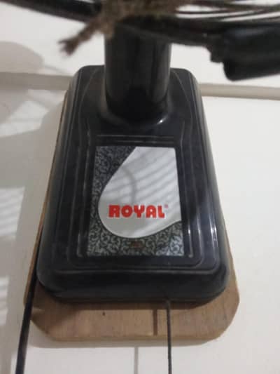 Royal Bracket/Wall Fan for Sale