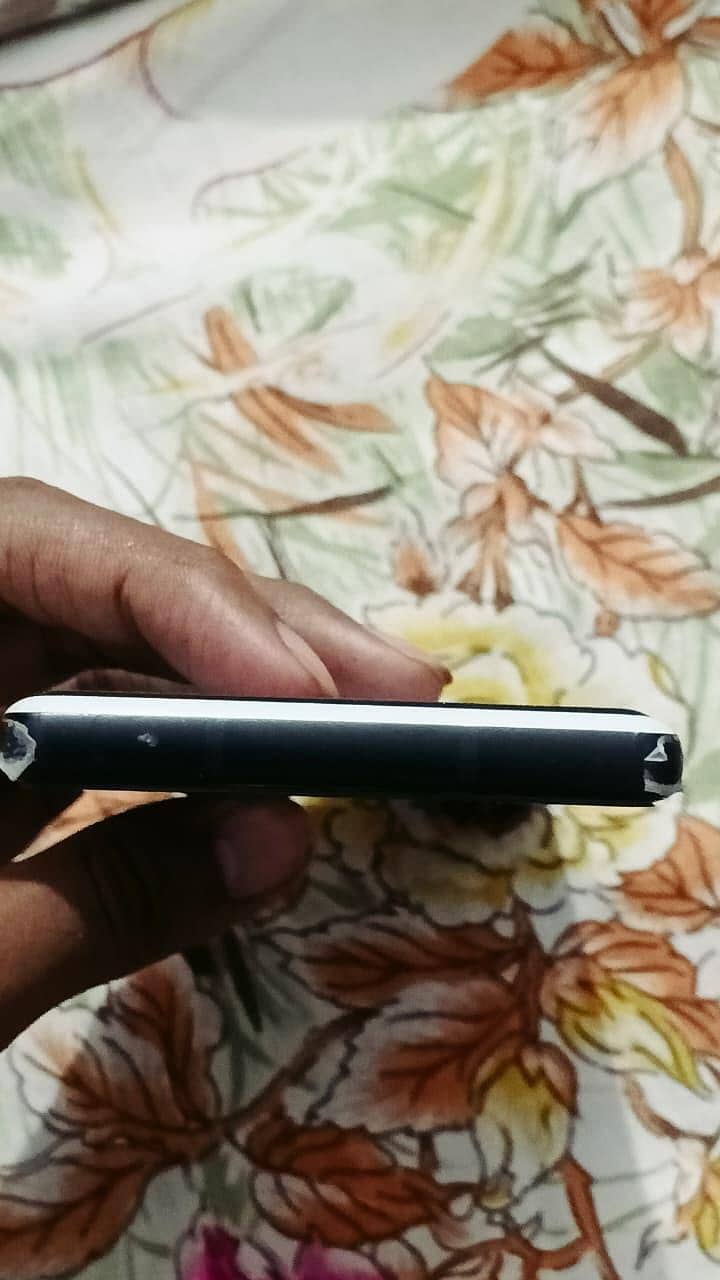 Google Pixel 6a 4