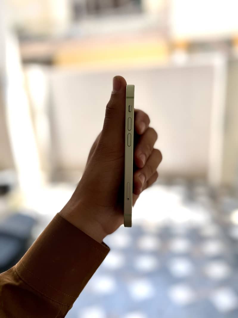 Apple iPhone 12 mini 5