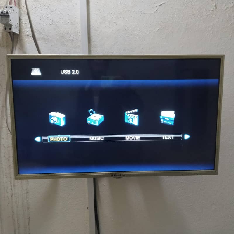 LED 32" 0