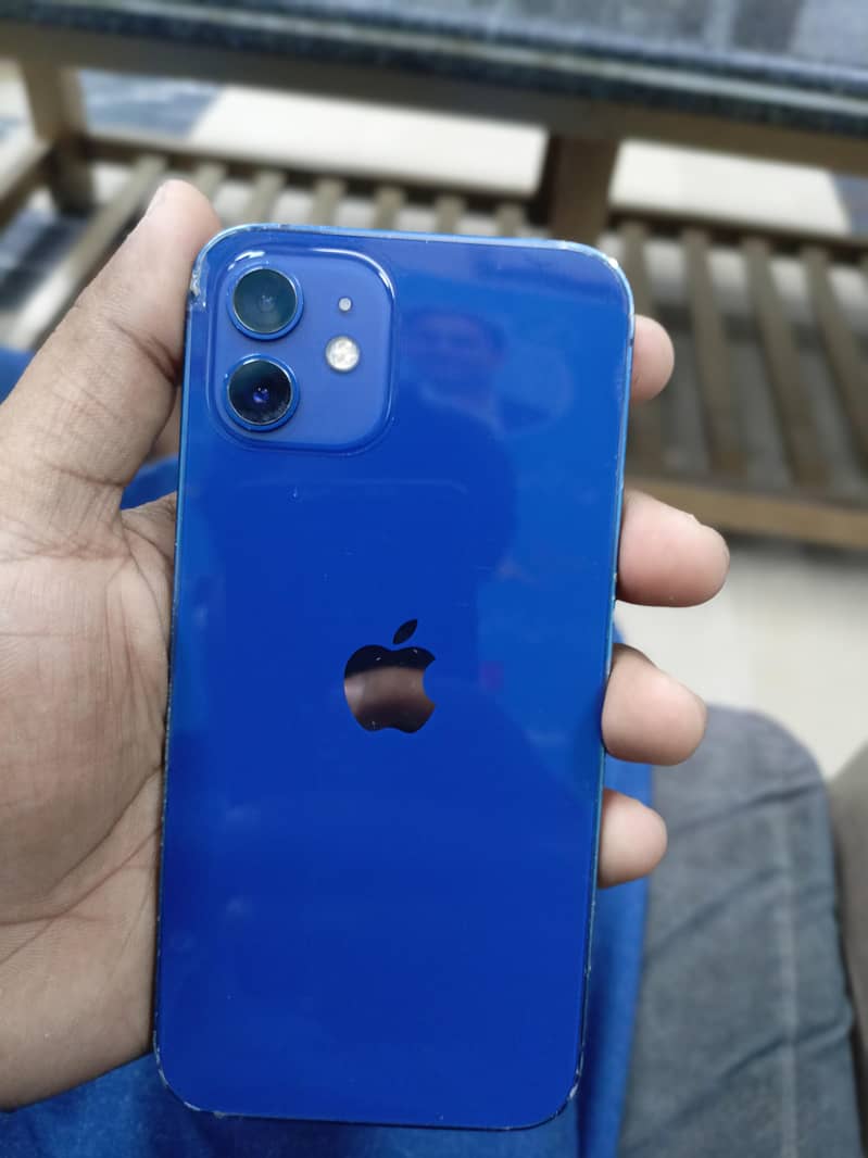 Apple iPhone 12 2