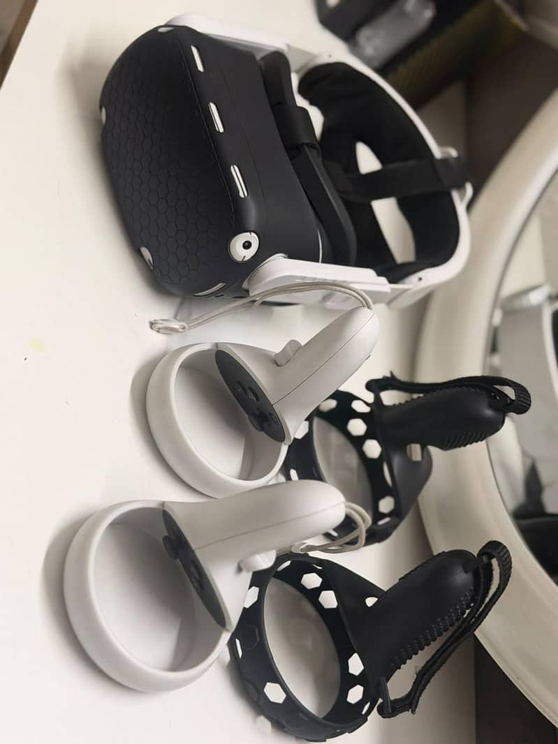 OCULUS GUEST 2 1