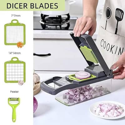 16-blade manual food chopper with transparent tray