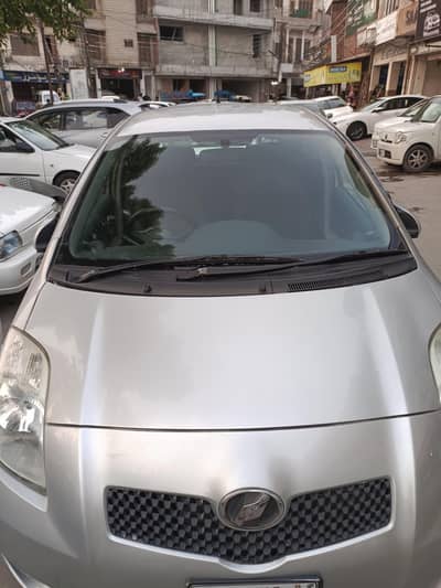 Toyota Vitz 2011