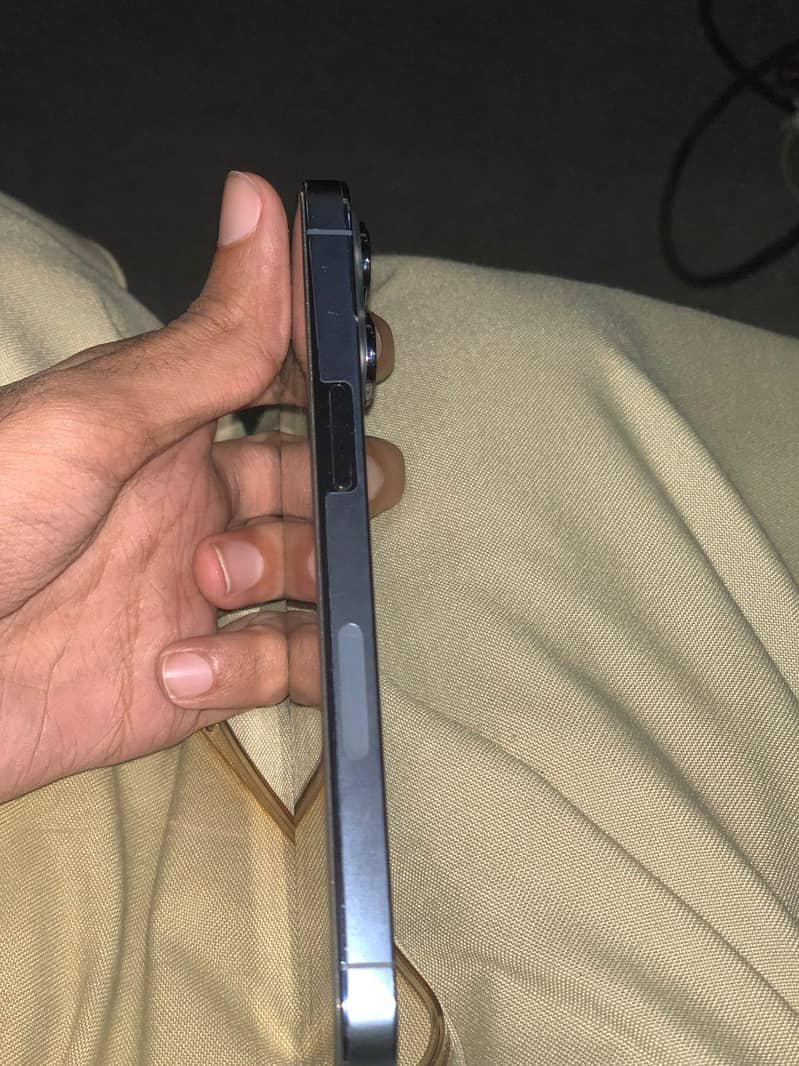 Apple iPhone 13 Pro 6