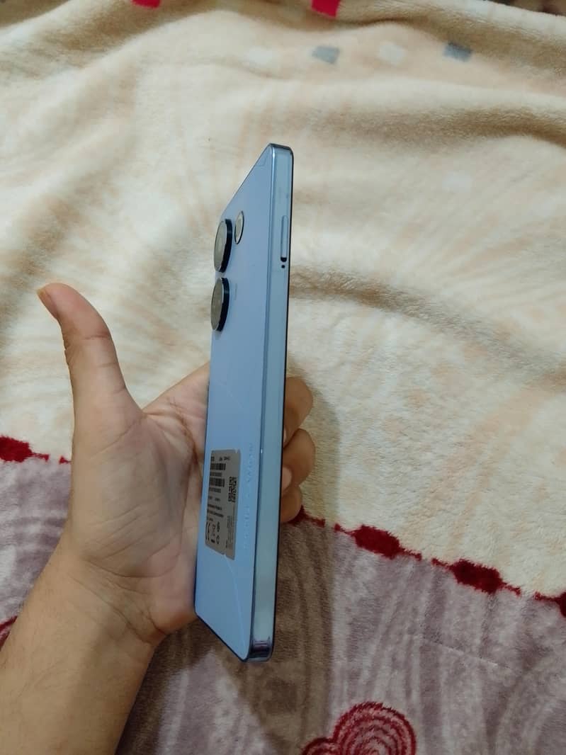 Tecno CAMON 20 2