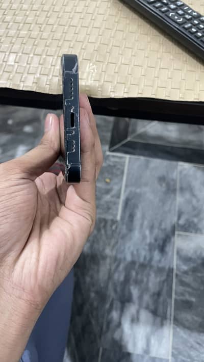 Apple iPhone 14