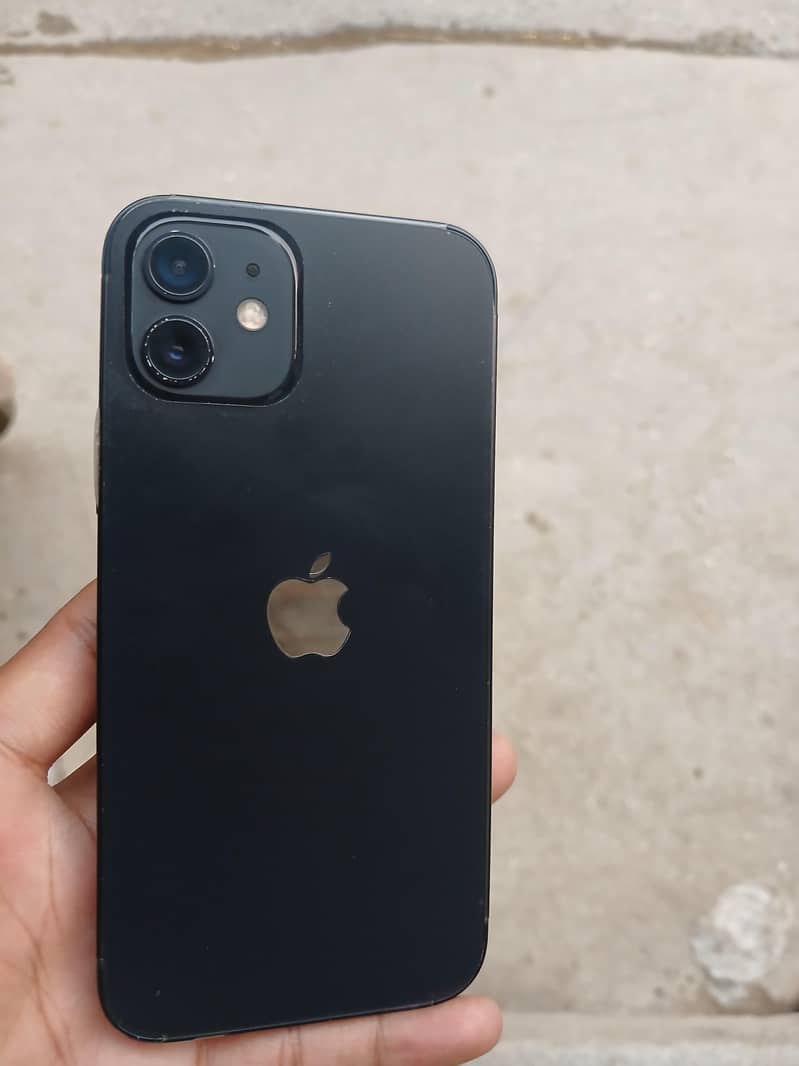 Apple iPhone 12 5