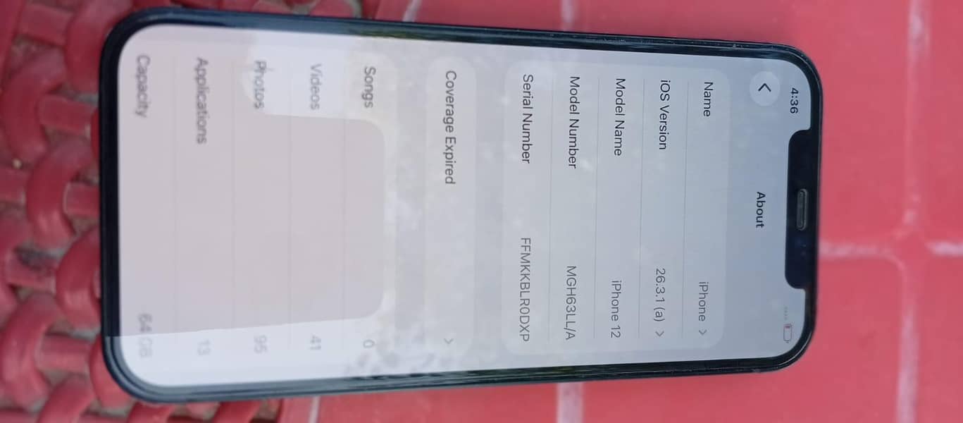 Apple iPhone 12 6